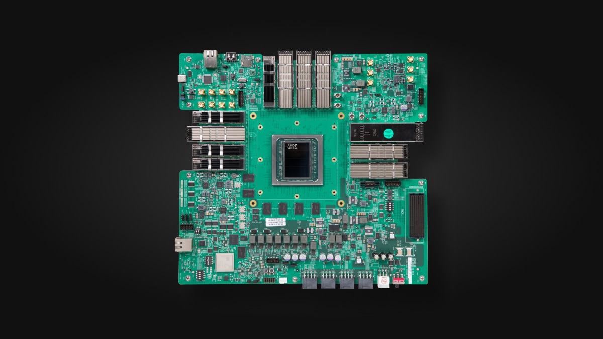 AMD Versal™ Premium Series VPK180 Evaluation Kit